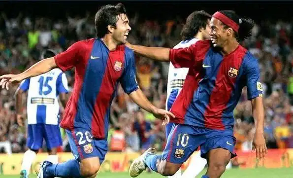 该队内外线 该队内外线